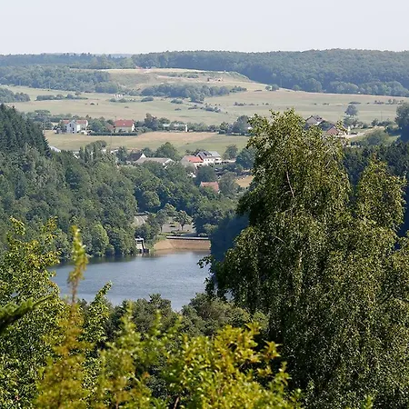 Wald Und Бирсдорф